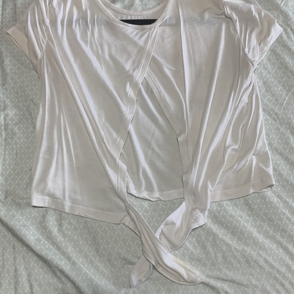 Pirates of the Caribbean cropped t-shirt - Picture 2 of 3